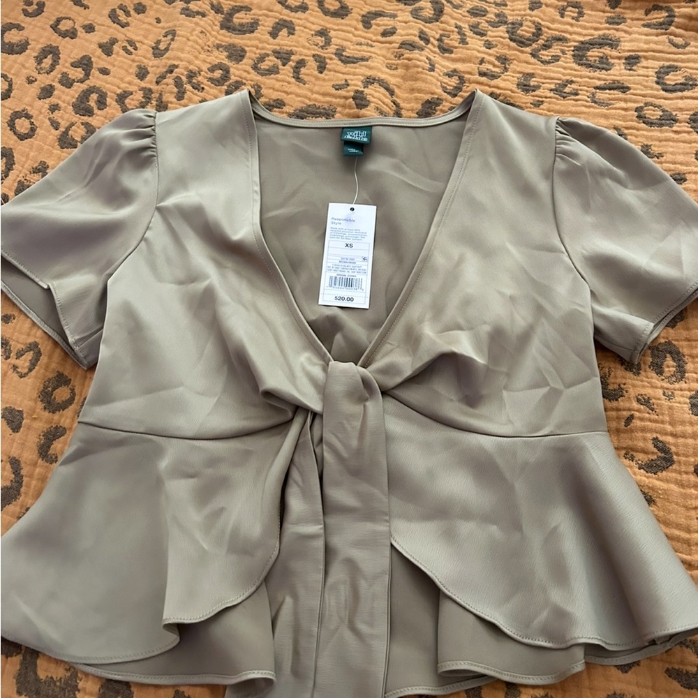 Wild Fable Brown Tan Blouse with Flutter Sleeves and Tie Front